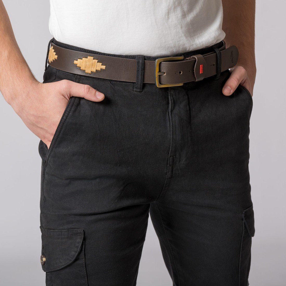 PANTALON CARGO NEGRO - Imagen 2