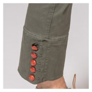 PANTALON CAMPERO CON BOTONES VERDE